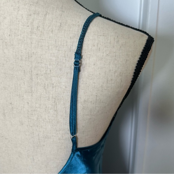 Ssshhh Intimates Teal Blue Satin Slip Dress/Womens Size Small (see measurements) - Picture 8 of 12